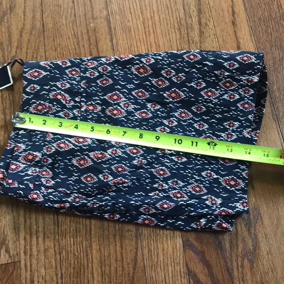 British Khaki Shorts - Picture 6 of 7